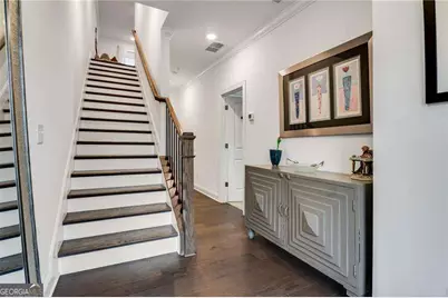 6635 Beacon Drive, Sandy Springs, GA 30328 - Photo 5