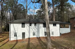 481 Hammond Dr, Sandy Springs, GA 30328 - Photo 15