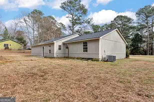 467 McCarty Rd, Statham, GA 30666 - Photo 9