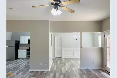 221 Southwind Lane, Newnan, GA 30265 - Photo 9