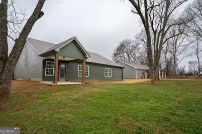 72 S Main Street, Maysville, GA 30558 - Photo 7