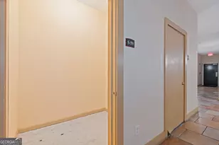 10 Perimeter Summit Blvd NE, Atlanta, GA 30319 - Photo 23