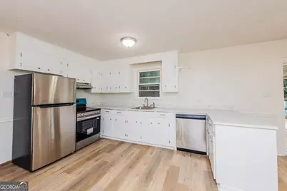 500 Northside Drive, Warner Robins, GA 31093 - Photo 9