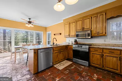 205 Wyngate Circle, Fayetteville, GA 30215 - Photo 13