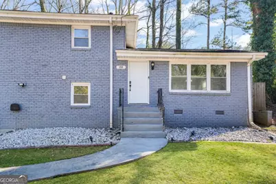 1918 Valley Ridge Drive SW, Atlanta, GA 30331 - Photo 3