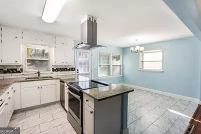 1918 Valley Ridge Drive SW, Atlanta, GA 30331 - Photo 27