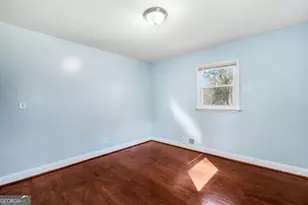 1918 Valley Ridge Dr SW, Atlanta, GA 30331 - Photo 43