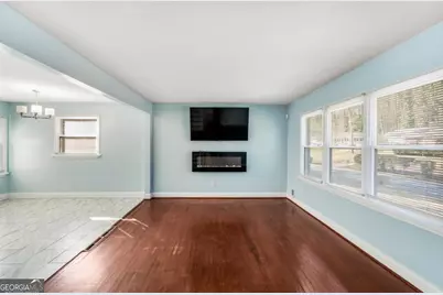 1918 Valley Ridge Drive SW, Atlanta, GA 30331 - Photo 17