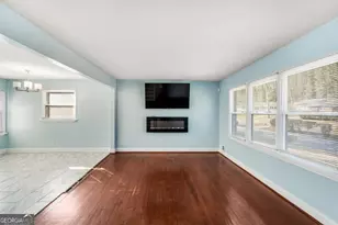 1918 Valley Ridge Dr SW, Atlanta, GA 30331 - Photo 17