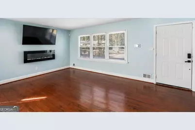 1918 Valley Ridge Drive SW, Atlanta, GA 30331 - Photo 15