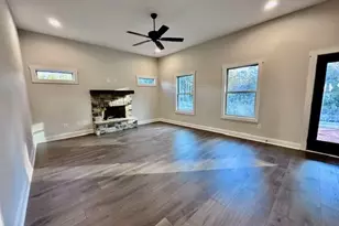 213 Perkins Place Dr, Hogansville, GA 30230 - Photo 9