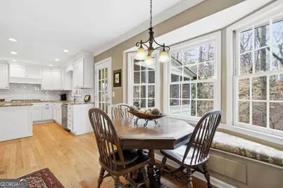 5410 Sandell Court, Dunwoody, GA 30338 - Photo 17