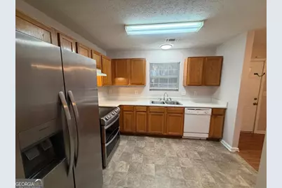 5583 Windfall Lane, Lithonia, GA 30058 - Photo 9