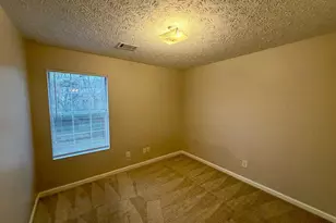 5583 Windfall Ln, Lithonia, GA 30058 - Photo 17