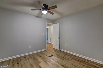 201 Dundee Lake Road, Griffin, GA 30223 - Photo 29