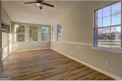 201 Dundee Lake Road, Griffin, GA 30223 - Photo 13