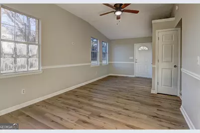 201 Dundee Lake Road, Griffin, GA 30223 - Photo 15