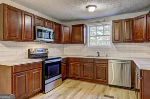 201 Dundee Lake Rd, Griffin, GA 30223 - Photo 21