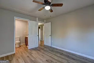 201 Dundee Lake Rd, Griffin, GA 30223 - Photo 33