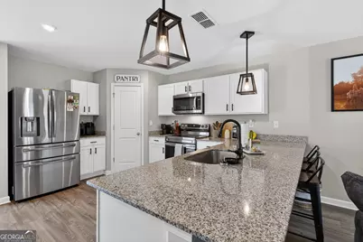 125 Red Oak Drive, Barnesville, GA 30204 - Photo 7