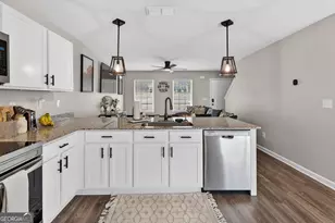 125 Red Oak Dr, Barnesville, GA 30204 - Photo 9