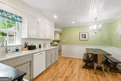 84 Oak Creek Circle, Toccoa, GA 30577 - Photo 11