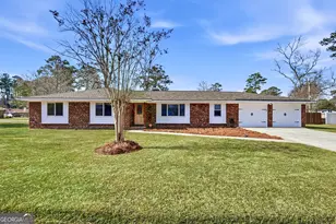 303 Pinewood Dr, Pooler, GA 31322 - Photo 1