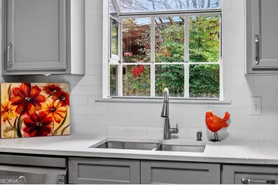 679 Anderson Walk, Marietta, GA 30062 - Photo 11