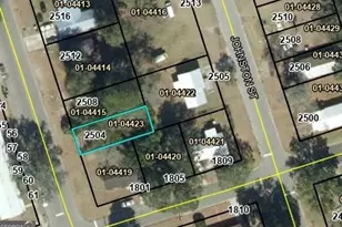 2504 Gordon St, Brunswick, GA 31520 - Photo 1