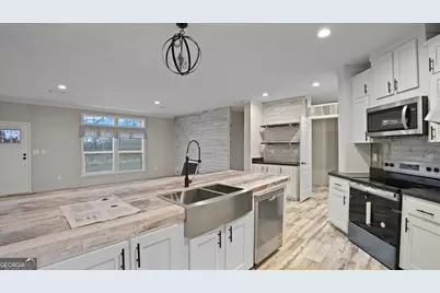 735 Hires Road, Jesup, GA 31545 - Photo 11