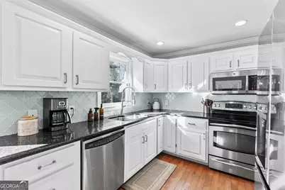 4731 Steeplechase Lane, Flowery Branch, GA 30542 - Photo 7