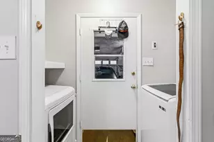 1677 Ridgeview Dr NW, Conyers, GA 30012 - Photo 9