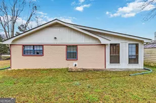 1677 Ridgeview Dr NW, Conyers, GA 30012 - Photo 23