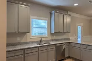 861 Crescent Ln, Griffin, GA 30224 - Photo 13