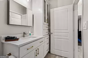 10 Perimeter Summit Blvd NE, Atlanta, GA 30319 - Photo 23