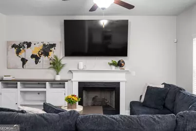 4142 Woodland Park Drive, Atlanta, GA 30331 - Photo 5