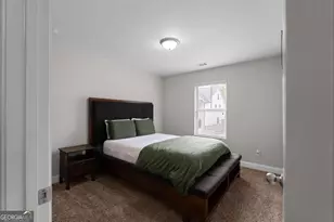 4142 Woodland Park Dr, Atlanta, GA 30331 - Photo 15