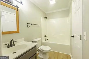 907 E Moore St, Valdosta, GA 31602 - Photo 17