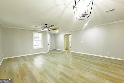 907 E Moore St, Valdosta, GA 31602 - Photo 5