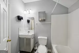 879 Parsons St SW, Atlanta, GA 30314 - Photo 17