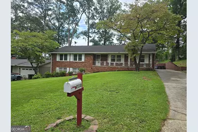 2110 Lavista Circle, Hapeville, GA 30354 - Photo 5