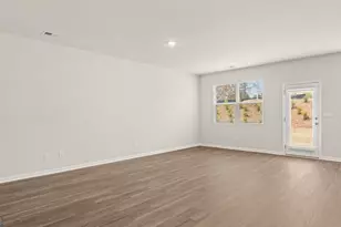 8571 Secretariat Dr, Lithonia, GA 30058 - Photo 9
