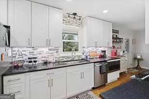 210 Laurel St, Griffin, GA 30224 - Photo 7