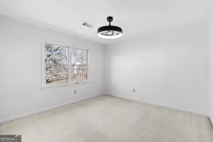 4566 Brandon Dr SW, Lilburn, GA 30047 - Photo 19