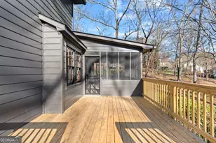 4566 Brandon Dr SW, Lilburn, GA 30047 - Photo 25