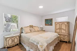 907 Mallery St, Saint Simons, GA 31522 - Photo 17