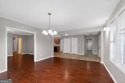 2750 Thornbury Way, South Fulton, GA 30349 - Photo 9