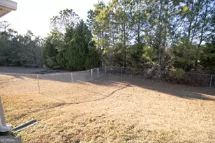 304 S Bridgeport Dr, Statesboro, GA 30461 - Photo 17