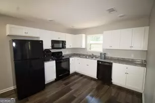 304 S Bridgeport Dr, Statesboro, GA 30461 - Photo 5