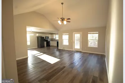 304 S Bridgeport Drive, Statesboro, GA 30461 - Photo 3